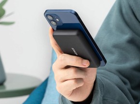 Anker ra mắt sạc dự phòng không dây di động PowerCore Magnetic 5K có nam châm cho iPhone 12