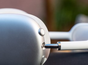 Đánh giá tai nghe AirPods Max: Âm thanh sang trọng đi kèm với giá bán sang chảnh