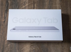 Mở hộp máy tính bảng Galaxy Tab A7 Lite: Nhỏ gọn, màn hình đẹp, giải trí tốt