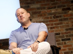 Giám đốc tài chính của Apple Luca Maestri và Jony Ive là ‘ứng cử viên’ cho vị trí Giám đốc điều hành