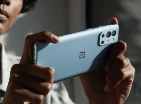 OnePlus 9R ra mắt, smartphone chơi game từ OnePlus với màn hình 120Hz và vi xử lý Snapdragon 870