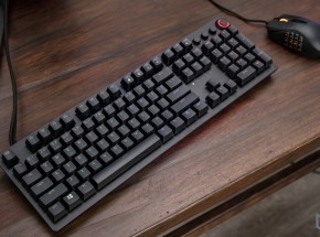 Trên tay bàn phím Razer Huntsman V2 Analog: Phím cơ tốt nhất, xịn nhất từ Razer