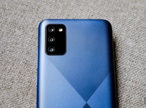 Trên tay Galaxy A02s: Thiết kế đẹp, camera ổn cùng cấu hình đủ dùng