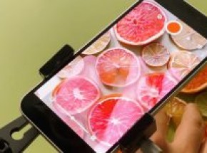 Apple chia sẻ video mới trình diễn khả năng làm phim của iPhone 12