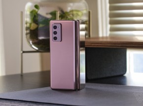 Samsung tung bản cập nhật phần mềm hỗ trợ 5G cho Galaxy Z Fold2 5G tại Việt Nam