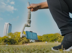 Zhiyun ra mắt gimbal 3 trục Smooth Q3 mới dành cho smartphone
